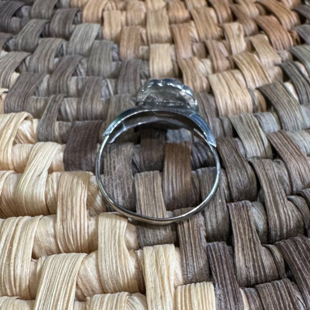 Star-Shaped Silver-Tone Crystal Ring With Adjustable Band - Picture 5 of 9